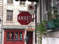 ArretPlate